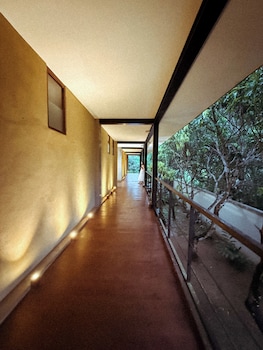 zen koggala lakefront boutique retreat