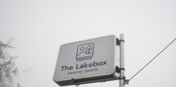 The Lakebox Menjer By Travelink,,2 star
