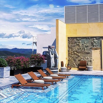 apec tuy hoa phu yen beach condotel