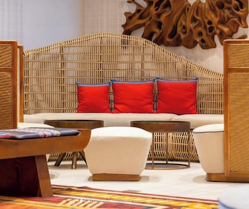 apec tuy hoa phu yen beach condotel