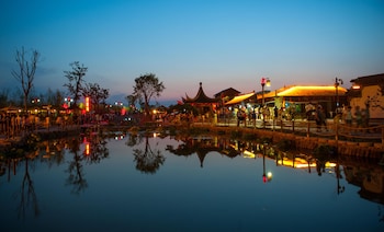 silk road fu tea town boutique homestay