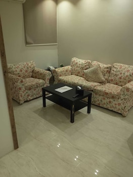 alfursan servived appartment