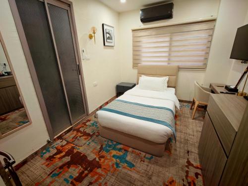 friends hotel jordan