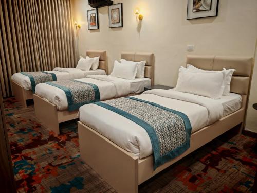 friends hotel jordan