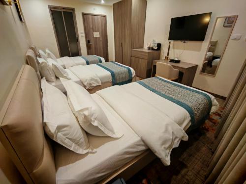 friends hotel jordan