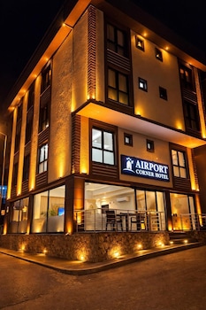 Airport Corner Hotel,,3 star