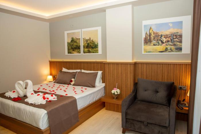 airport corner hotel