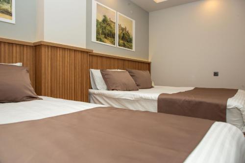 airport corner hotel