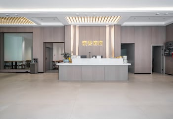 Ancient City District Ai Shan Hotel,,3 star