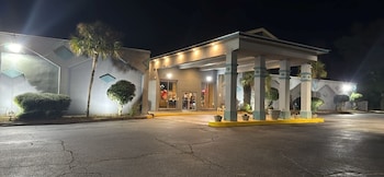Southernlodge,,2 star