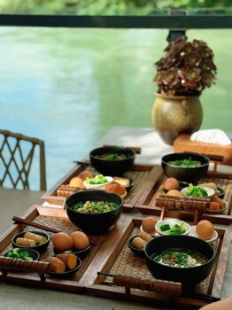 dujiangyan private hot spring villa