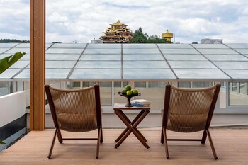 and u designer homestay