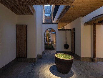 tan she tang quan resort hotel huangshan