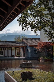 tan she tang quan resort hotel huangshan