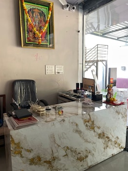 jai raghunandan hotel