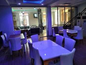 Kingsamystar Hotel And Suites,,4 star