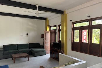 Eros Hotels Green House,,3 star