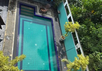 eros hotels green house
