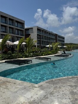 porto 2 life resorts