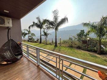 Mayank Farm - Valley View Pool Villa,,3 star
