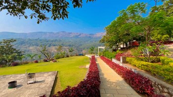 mayank farm valley view pool villa