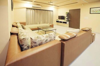 Mayank Farm - Valley View Pool Villa,,3 star
