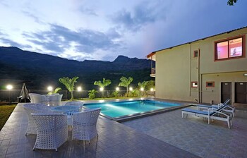 Mayank Farm - Valley View Pool Villa,,3 star