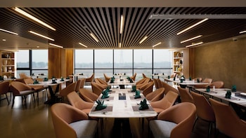 elegance ninh binh hotel