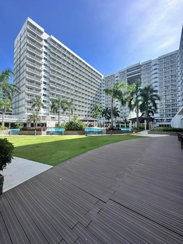 mall of shell residences staycation