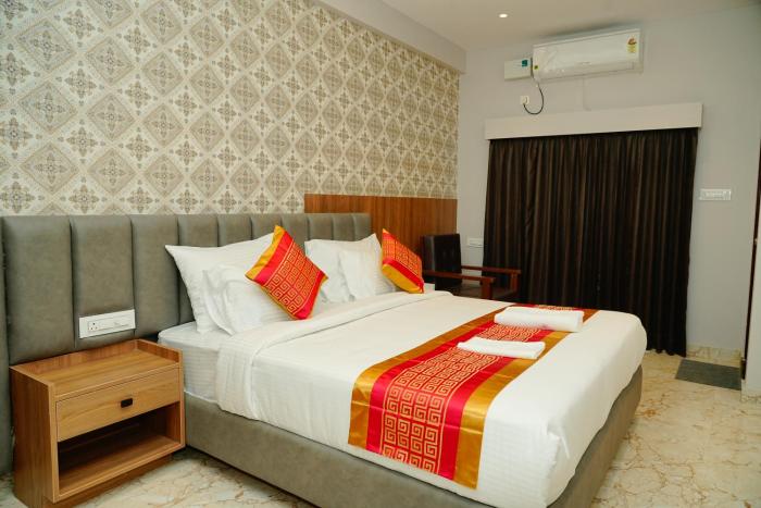 aaryavarth suites 46