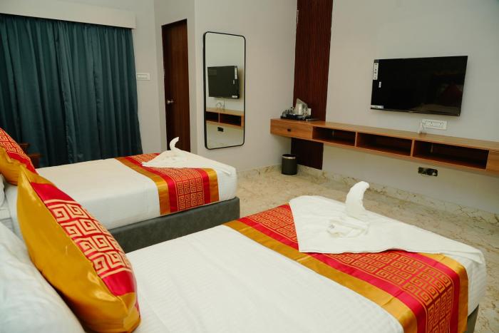 aaryavarth suites 46