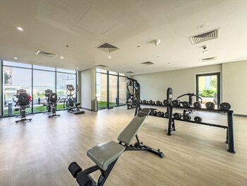superhost modern 1br in azizi riviera