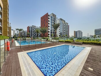 superhost modern 1br in azizi riviera
