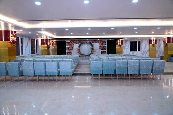 Ravika Grand Hotel And Banquet,,2 star