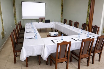 kivu go lax resort