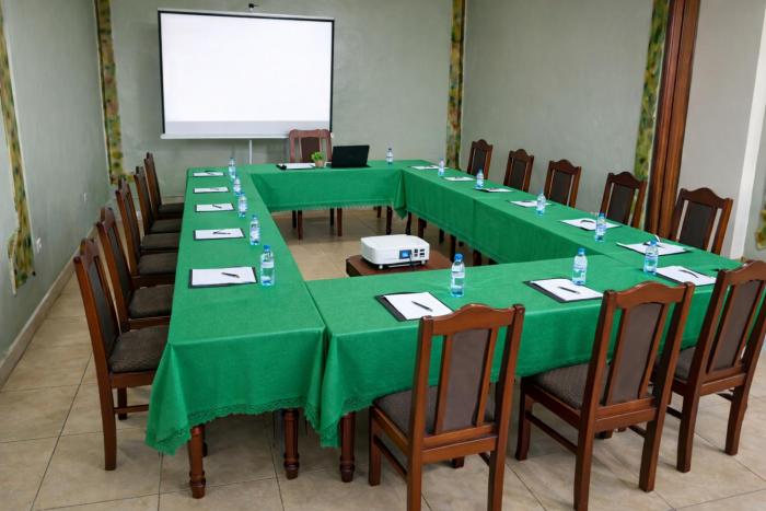 kivu go lax resort