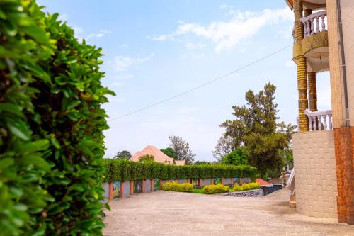 kivu go lax resort