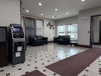 Relax Inn & Suites,,3 star