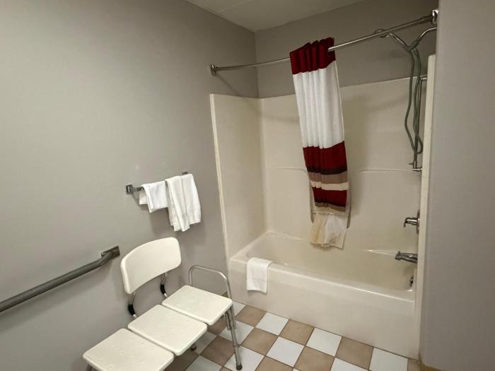 relax inn and suites