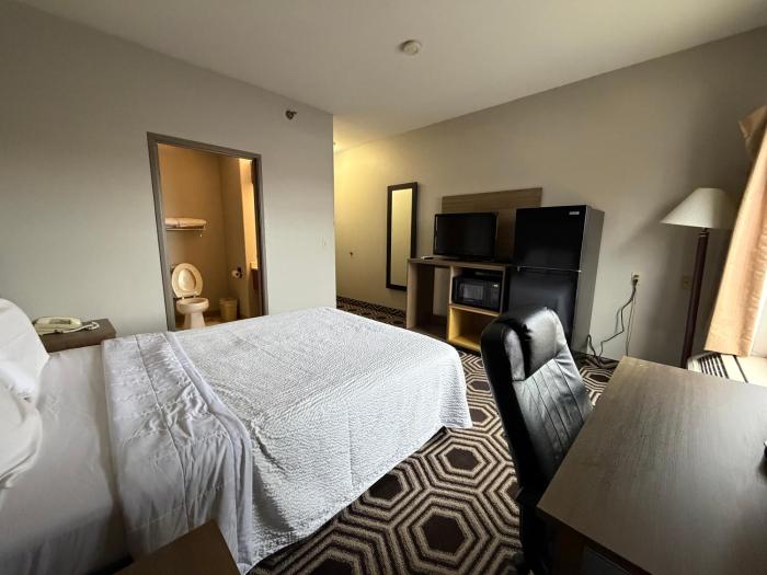relax inn and suites