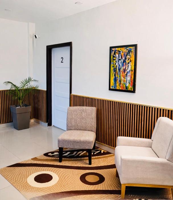 tris estates hotel and suites