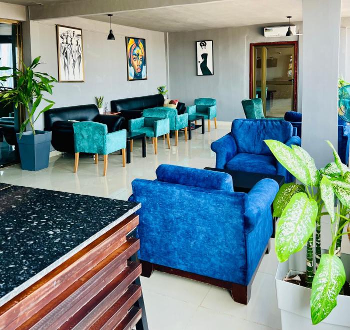 tris estates hotel and suites