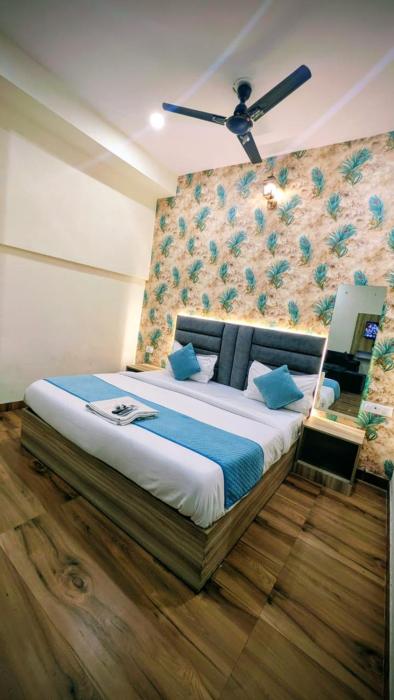 hotel aana inn gold