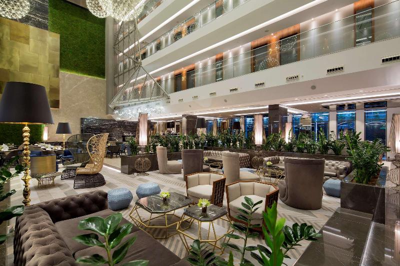 Doubletree By Hilton Hotel Istanbul - Piyalepasa,Near Miniaturk,5 star