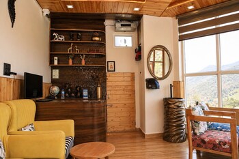 Hotel Amadeus,,2 star
