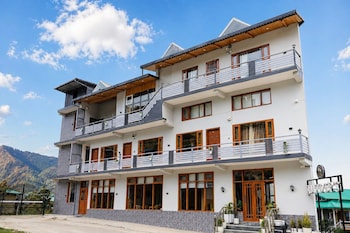 Hotel Amadeus,,2 star