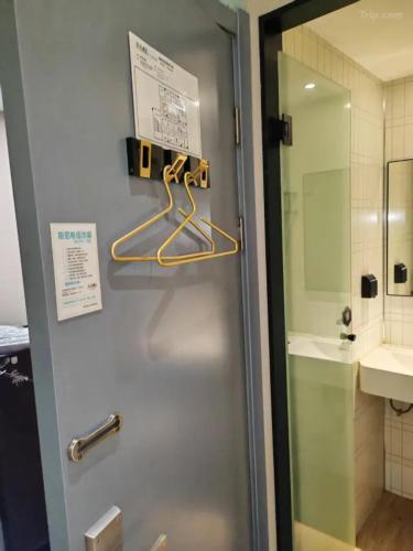 yibai hotel beijing wukesong yuquanlu subway station branch