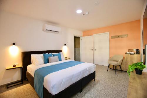 azura boutique hotel