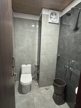 Hotel Utsav,,3 star