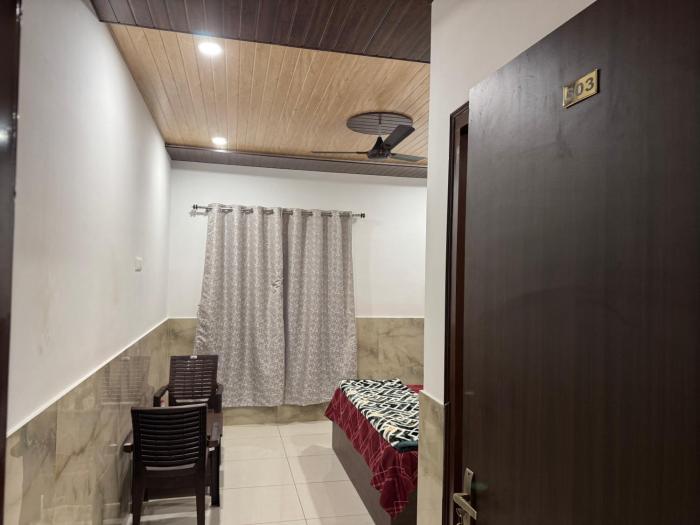 hotel utsav